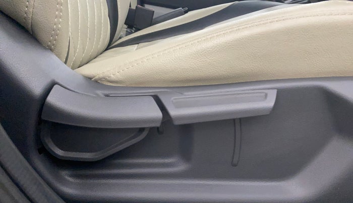 2021 Hyundai GRAND I10 NIOS SPORTZ 1.2 KAPPA VTVT, Petrol, Manual, 28,779 km, Driver Side Adjustment Panel