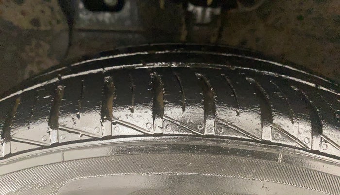 2021 Hyundai GRAND I10 NIOS SPORTZ 1.2 KAPPA VTVT, Petrol, Manual, 28,779 km, Left Front Tyre Tread