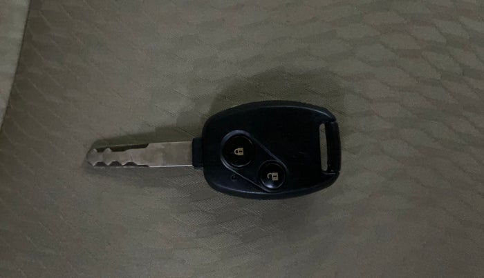 2015 Honda Amaze 1.2L I-VTEC S, Petrol, Manual, 56,165 km, Key Close Up