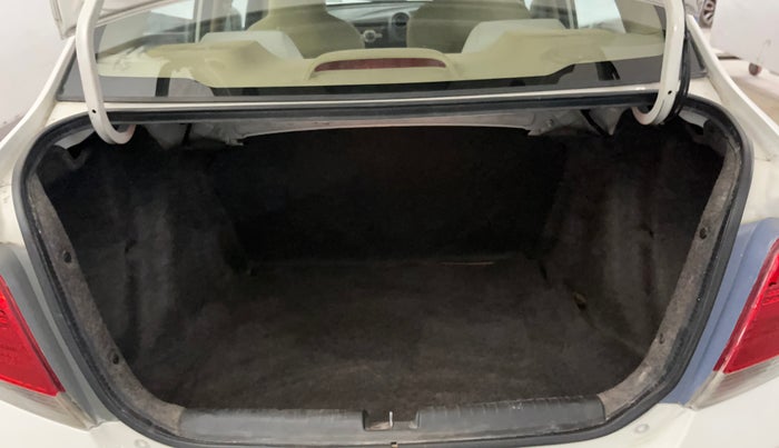 2015 Honda Amaze 1.2L I-VTEC S, Petrol, Manual, 56,165 km, Boot Inside