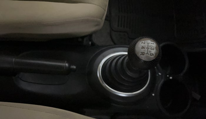2015 Honda Amaze 1.2L I-VTEC S, Petrol, Manual, 56,165 km, Gear Lever