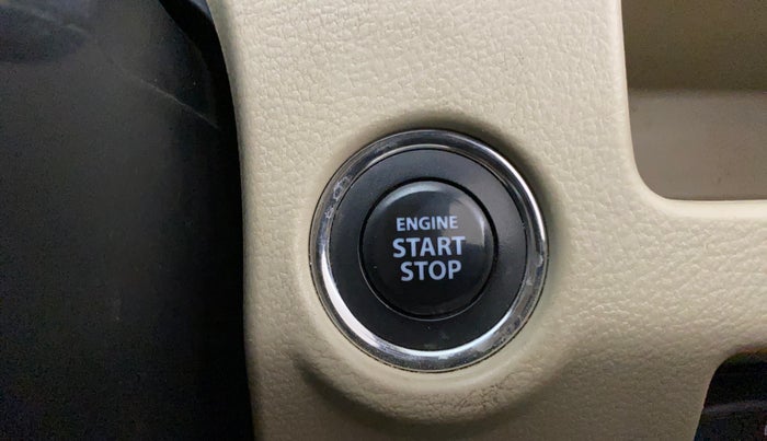 2015 Maruti Ciaz ZXI+, CNG, Manual, 78,804 km, Keyless Start/ Stop Button