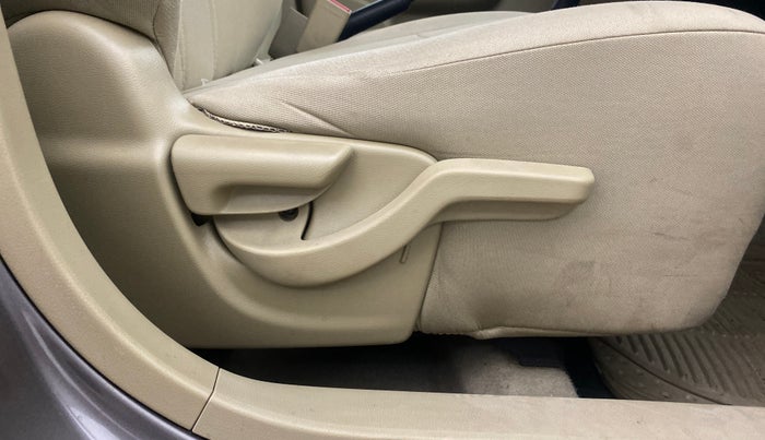 2014 Honda Amaze 1.2L I-VTEC VX AT, Petrol, Automatic, 42,707 km, Driver Side Adjustment Panel