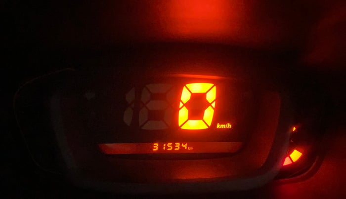 2019 Renault Kwid RXT 1.0 (O), Petrol, Manual, 31,523 km, Odometer Image