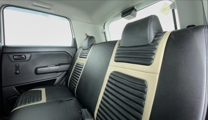 2021 Maruti New Wagon-R LXI CNG 1.0 L, CNG, Manual, 22,185 km, Right Side Rear Door Cabin