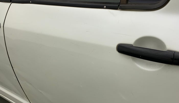 2010 Maruti Swift VXI, Petrol, Manual, 95,147 km, Rear left door - Minor scratches