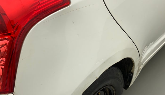 2010 Maruti Swift VXI, Petrol, Manual, 95,147 km, Right quarter panel - Slightly dented