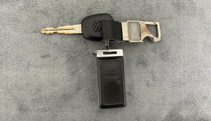 2010 Maruti Swift VXI, Petrol, Manual, 95,147 km, Key Close Up