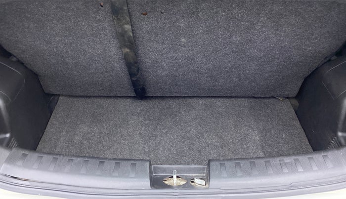 2013 Maruti Swift VXI D, Petrol, Manual, 49,712 km, Boot Inside