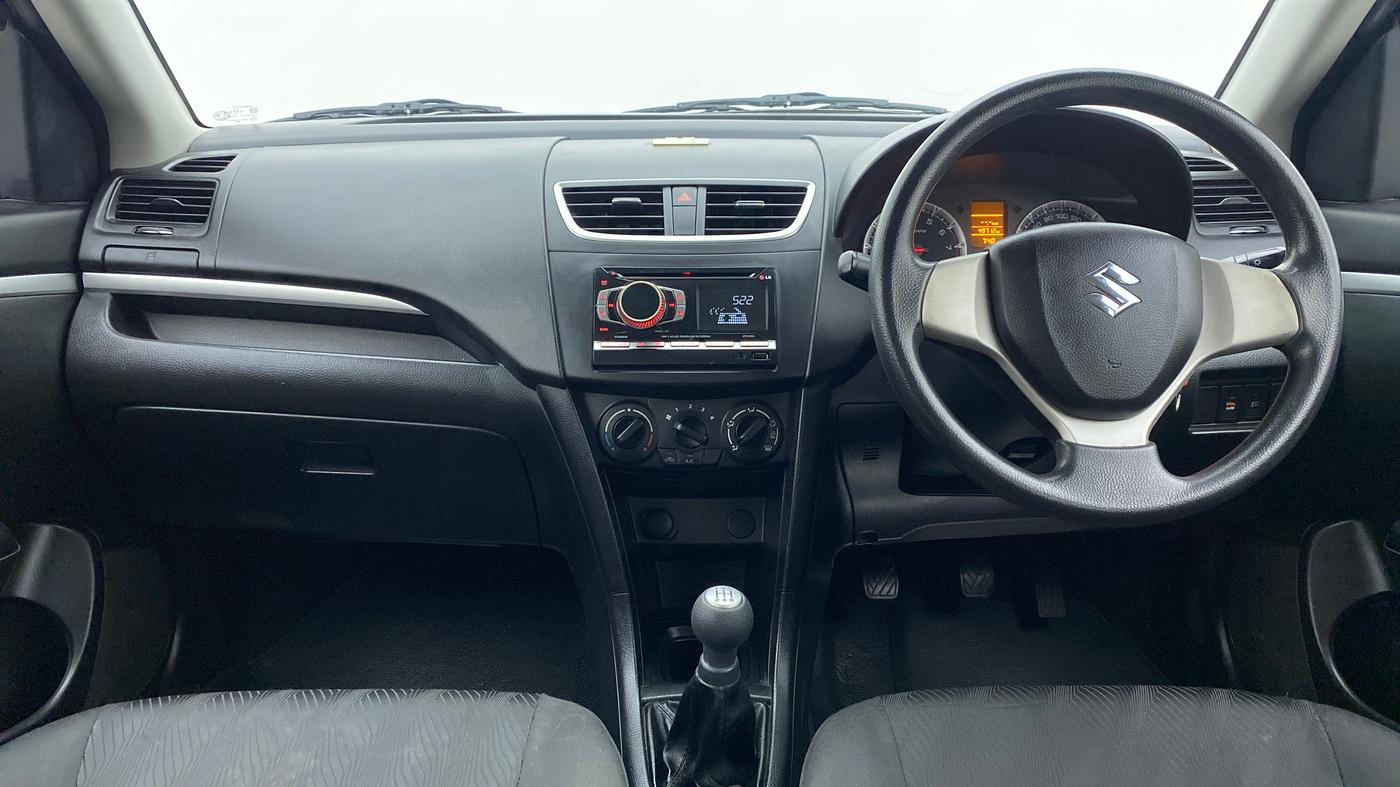 2013 Maruti Swift VXI D, Petrol, Manual, 49,712 km, Dashboard