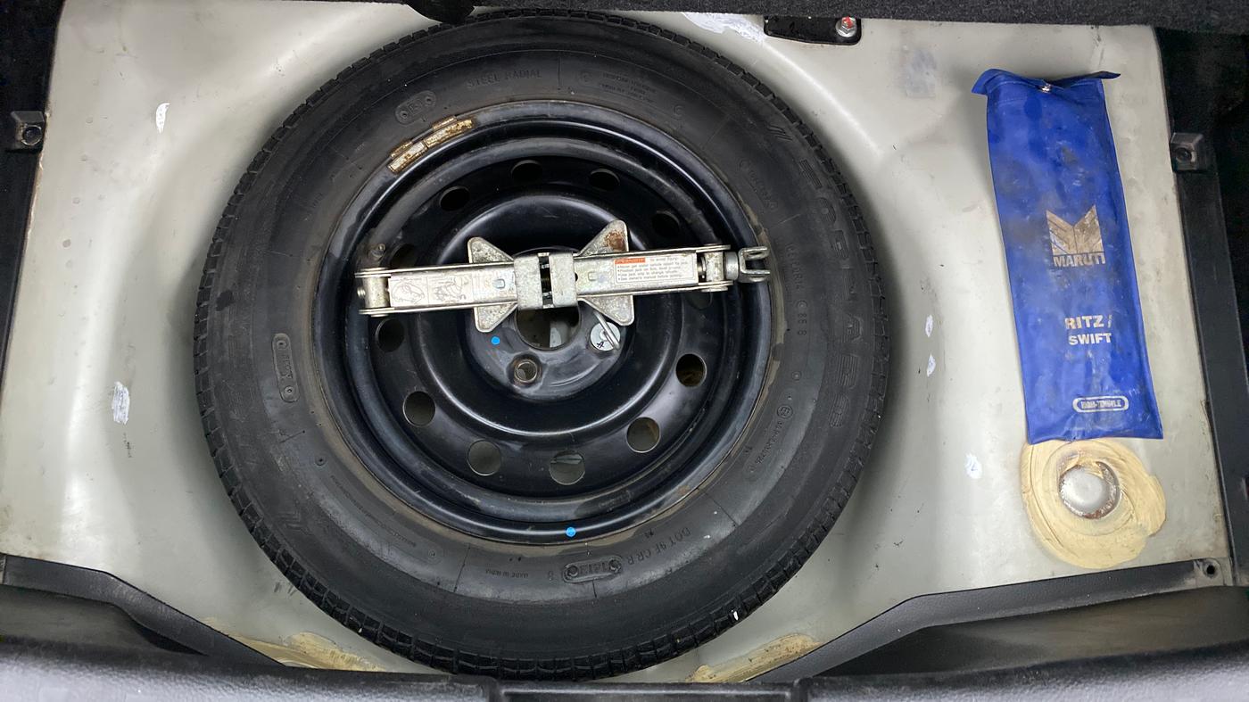 2013 Maruti Swift VXI D, Petrol, Manual, 49,712 km, Spare Tyre