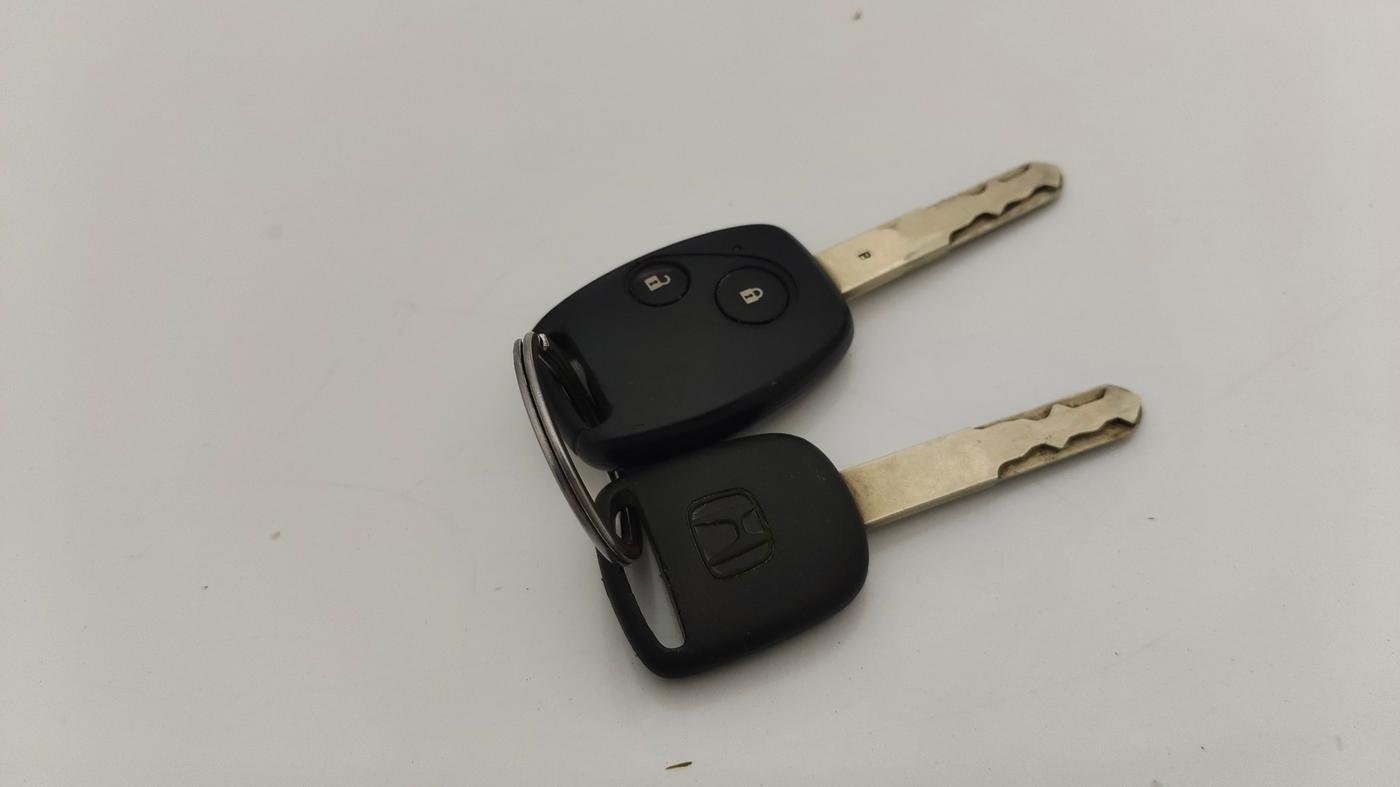 2019 Honda BR-V 1.5L I-VTEC S, CNG, Manual, 71,102 km, Key Close Up
