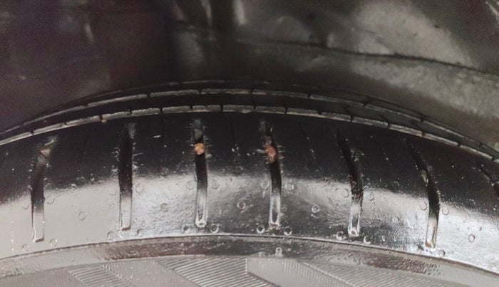 2019 Honda BR-V 1.5L I-VTEC S, CNG, Manual, 71,102 km, Right Rear Tyre Tread