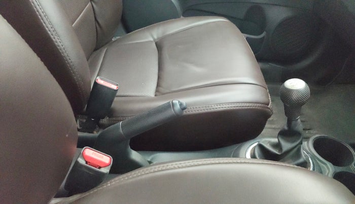 2019 Honda BR-V 1.5L I-VTEC S, CNG, Manual, 71,102 km, Gear Lever