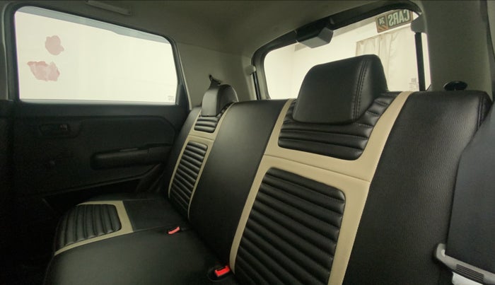2022 Maruti New Wagon-R LXI 1.0, Petrol, Manual, 31,431 km, Right Side Rear Door Cabin
