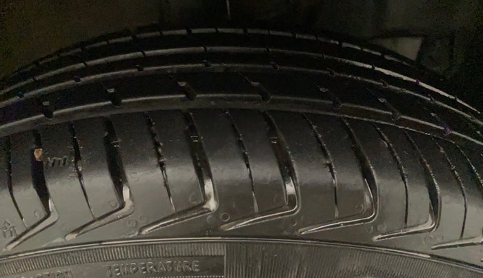 2022 Maruti New Wagon-R LXI 1.0, Petrol, Manual, 31,431 km, Right Front Tyre Tread