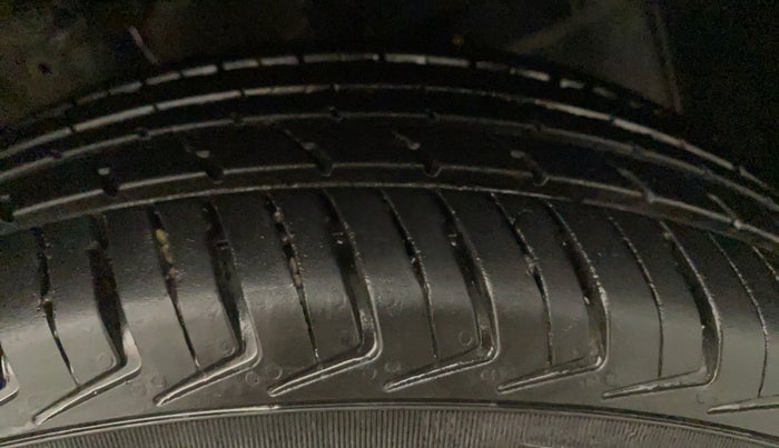 2022 Maruti New Wagon-R LXI 1.0, Petrol, Manual, 31,431 km, Left Front Tyre Tread