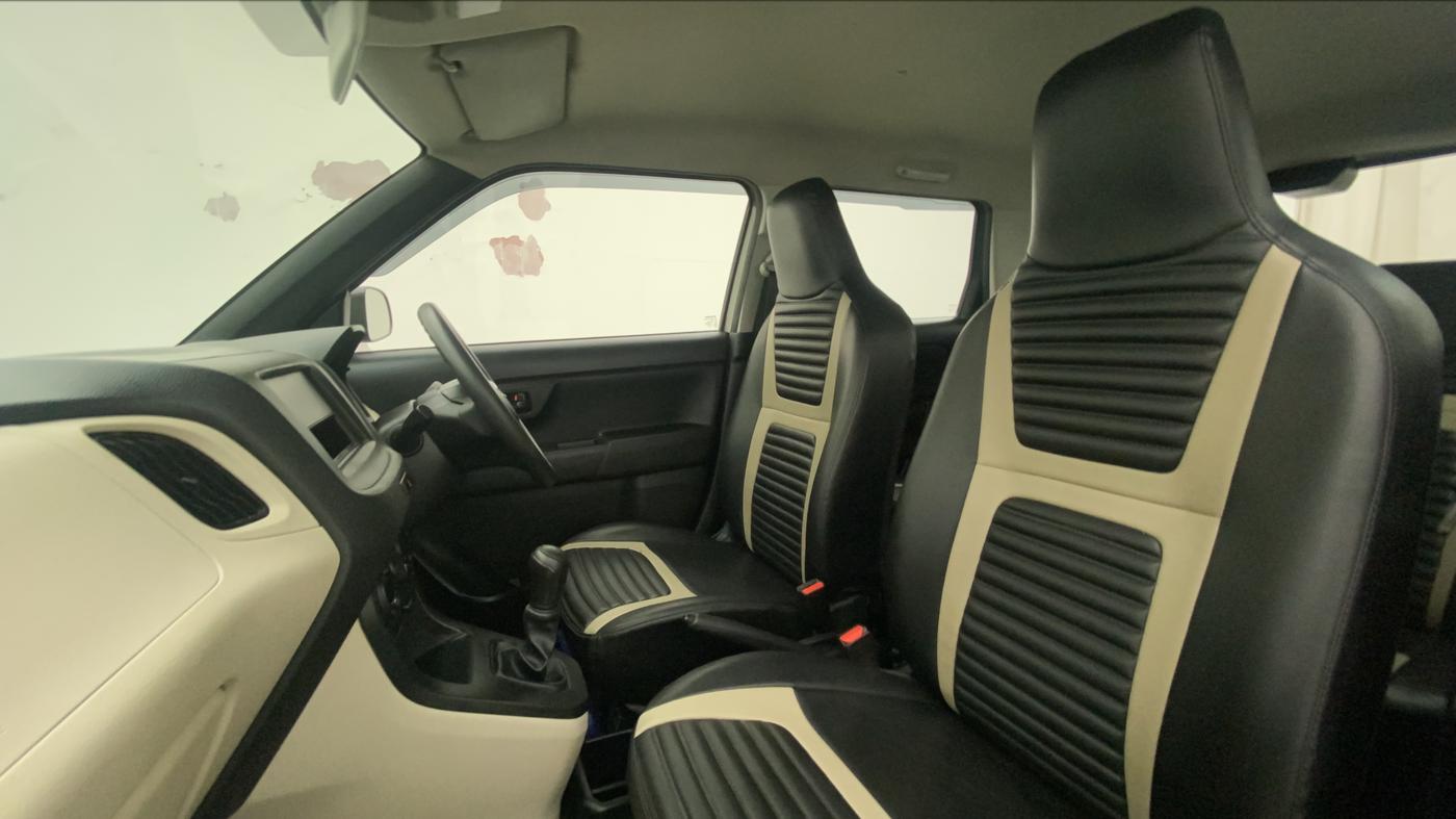 2022 Maruti New Wagon-R LXI 1.0, Petrol, Manual, 31,431 km, Right Side Front Door Cabin