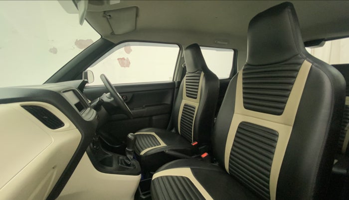2022 Maruti New Wagon-R LXI 1.0, Petrol, Manual, 31,431 km, Right Side Front Door Cabin