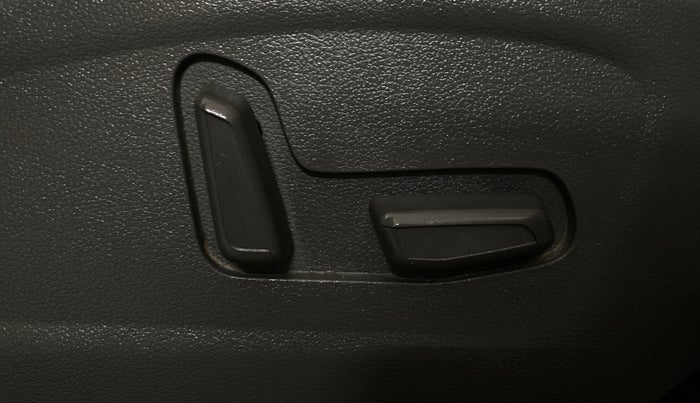 2024 Hyundai Creta SX (O) 1.5 TURBO DCT, Petrol, Automatic, 13,185 km, Driver Side Adjustment Panel