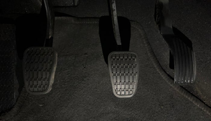 2020 Tata ALTROZ XE PETROL, Petrol, Manual, 28,916 km, Pedals