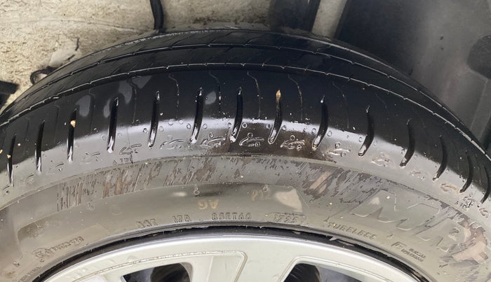 2025 Tata ALTROZ XM PETROL, Petrol, Manual, 2,641 km, Left Rear Tyre Tread