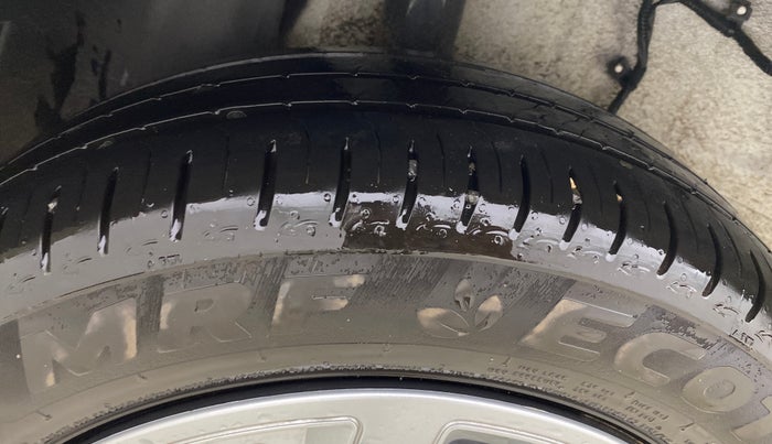 2025 Tata ALTROZ XM PETROL, Petrol, Manual, 2,641 km, Right Rear Tyre Tread