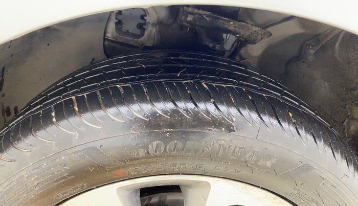 2016 Hyundai Elite i20 ASTA 1.2, Petrol, Manual, 35,962 km, Left Front Tyre Tread