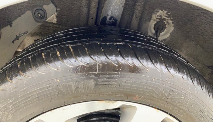 2016 Hyundai Elite i20 ASTA 1.2, Petrol, Manual, 35,962 km, Right Rear Tyre Tread