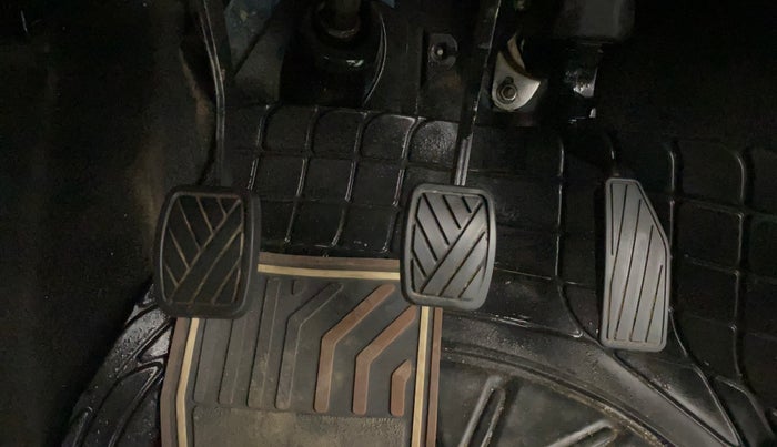 2021 Maruti New Wagon-R VXI 1.0, Petrol, Manual, 96,790 km, Pedals