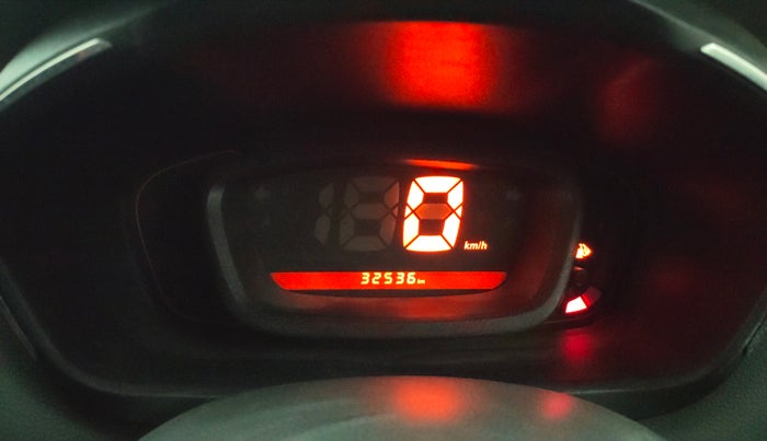 2016 Renault Kwid RXT 0.8, Petrol, Manual, 32,532 km, Odometer Image