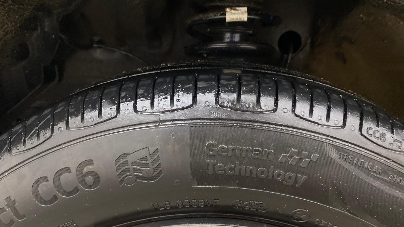 2024 Maruti S PRESSO VXI S-CNG, CNG, Manual, 91,551 km, Left Front Tyre Tread