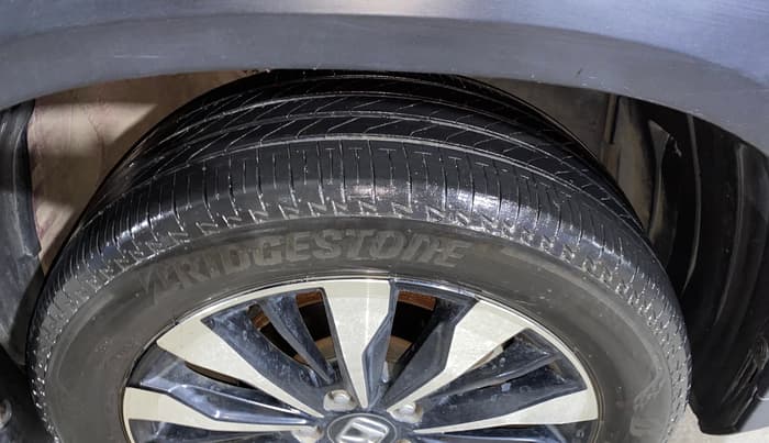 2023 Honda ELEVATE ZX MT, Petrol, Manual, 27,374 km, Right Front Tyre Tread
