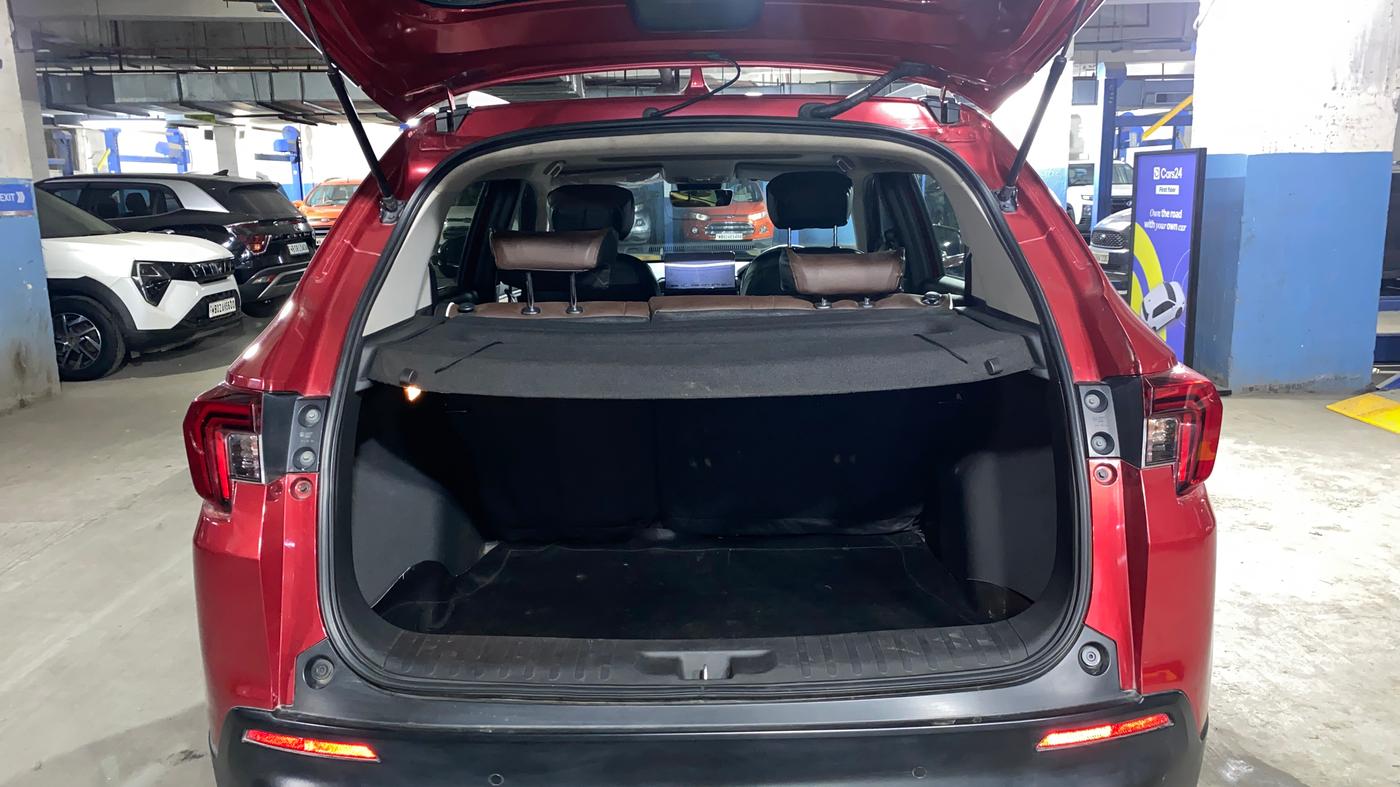 2023 Honda ELEVATE ZX MT, Petrol, Manual, 27,374 km, Boot Inside