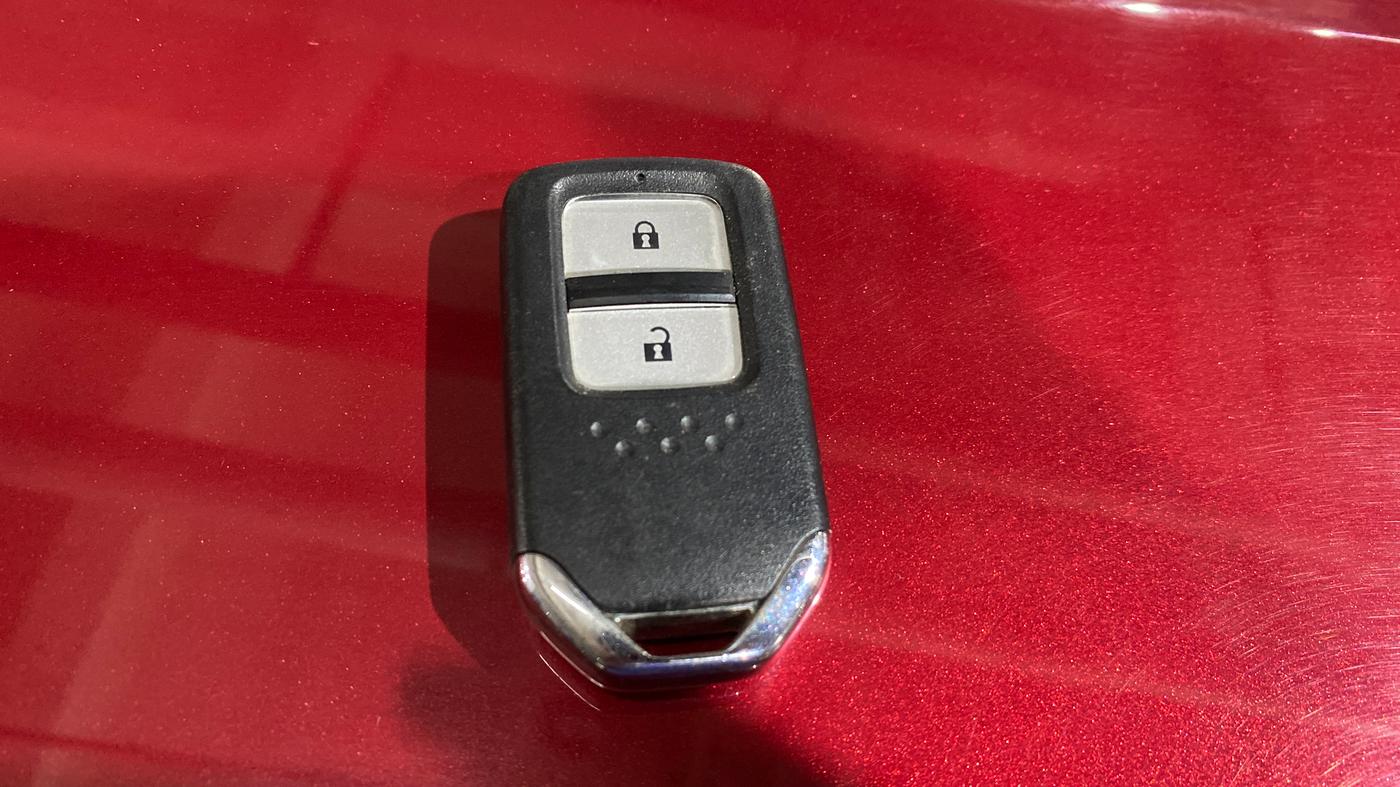 2023 Honda ELEVATE ZX MT, Petrol, Manual, 27,374 km, Key Close Up
