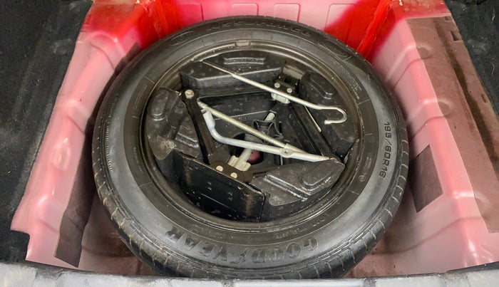 2019 Tata NEXON XM PETROL, Petrol, Manual, 37,363 km, Spare Tyre