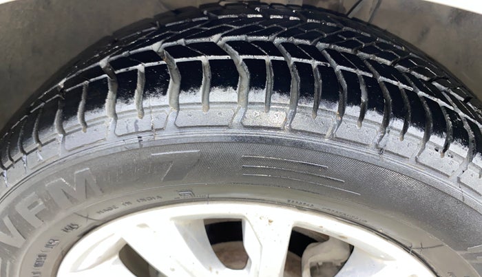 2020 Tata Tiago XZ PLUS DIESEL, Diesel, Manual, 49,134 km, Right Front Tyre Tread