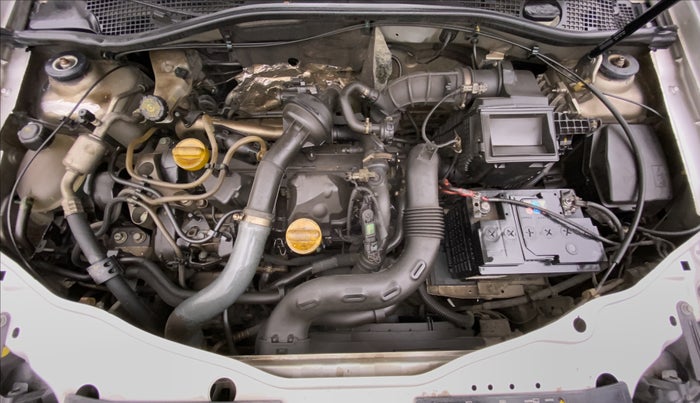 2015 Renault Duster RXL 85PS EXPLORE, Diesel, Manual, 57,784 km, Open Bonet