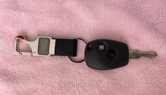 2015 Renault Duster RXL 85PS EXPLORE, Diesel, Manual, 57,784 km, Key Close Up