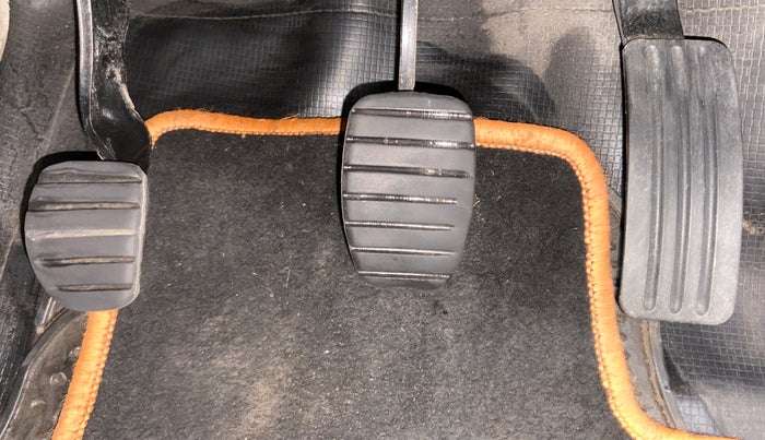 2015 Renault Duster RXL 85PS EXPLORE, Diesel, Manual, 57,784 km, Pedals