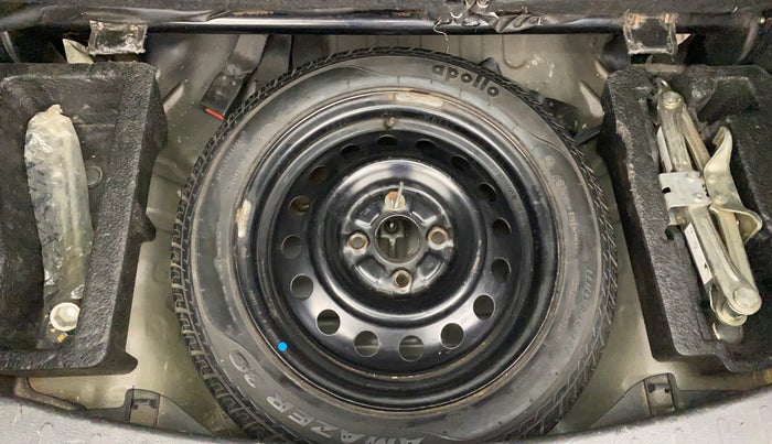 2015 Maruti Wagon R 1.0 VXI, Petrol, Manual, 98,940 km, Spare Tyre