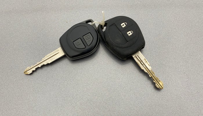 2015 Maruti Wagon R 1.0 VXI, Petrol, Manual, 98,940 km, Key Close Up