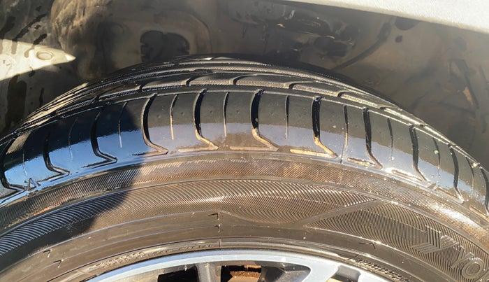 2019 KIA SELTOS GTX 1.4 PETROL, Petrol, Manual, 35,884 km, Left Front Tyre Tread