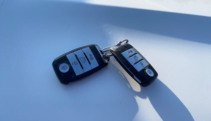 2019 KIA SELTOS GTX 1.4 PETROL, Petrol, Manual, 35,884 km, Key Close Up