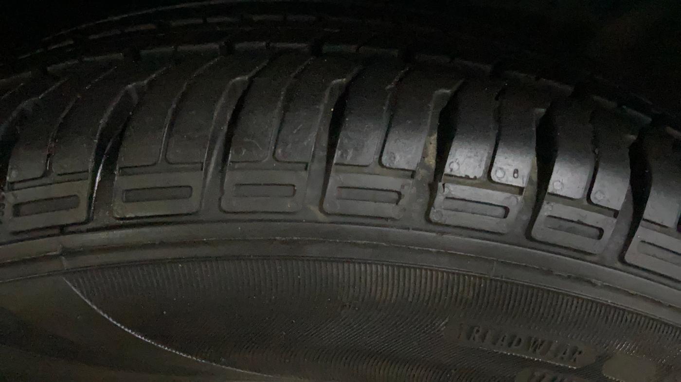2017 Ford Ecosport TREND 1.5L DIESEL, Diesel, Manual, 79,688 km, Right Front Tyre Tread
