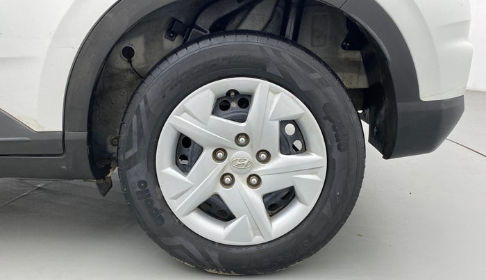 2020 Hyundai VENUE S+ 1.2, CNG, Manual, 79,805 km, Left Rear Wheel