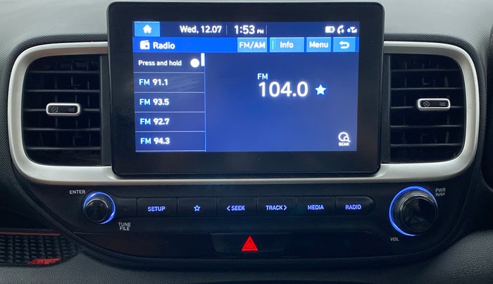 2020 Hyundai VENUE S+ 1.2, CNG, Manual, 79,805 km, Infotainment System