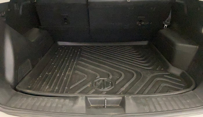 2020 MG HECTOR SHARP 1.5 DCT PETROL, Petrol, Automatic, 48,771 km, Boot Inside