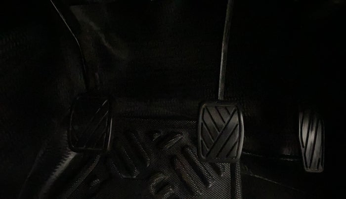 2023 Maruti JIMNY ALPHA ALL GRIP PRO MT, Petrol, Manual, 14,486 km, Pedals