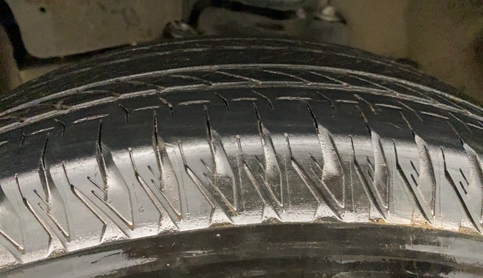 2023 Maruti JIMNY ALPHA ALL GRIP PRO MT, Petrol, Manual, 14,486 km, Left Front Tyre Tread